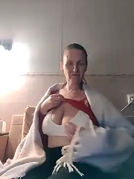 Evelina cute online show from 12.26.24