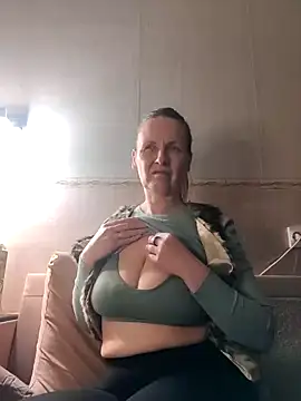 Evelina cute online show from 12.30.24