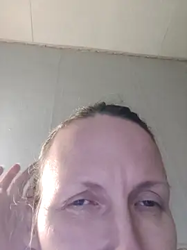 Evelina cute online show from 01.16.25