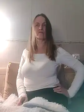 Evelina cute online show from 01.17.25