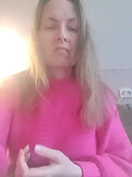 Evelina cute online show from 01.27.25