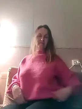 Evelina cute online show from 01.27.25