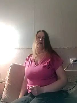 Evelina cute online show from 01.31.25