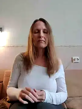 Evelina cute online show from 02.27.25