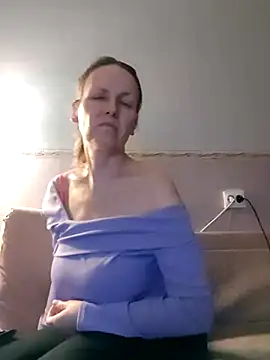 Evelina cute online show from 03.05.25