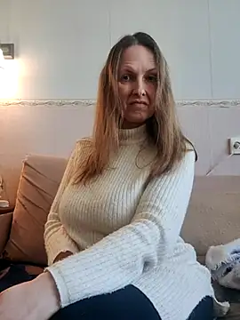 Evelina cute online show from 03.19.25