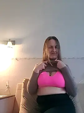 Evelina cute online show from 10.23.25