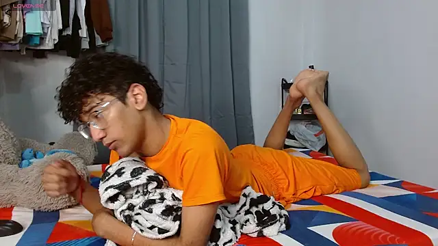 harrytwink18 online show from 02.04.26