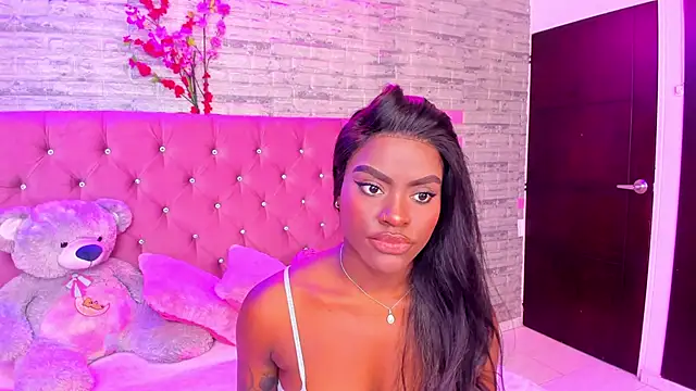 Snapshot of IsabellaBromsS chatting on 02.07.25 IsabellaBromsS online show from 02.07.25