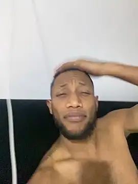 Snapshot of SairaxxxWilliams chatting on 12.04.25 SairaxxxWilliams online show from 12.04.25