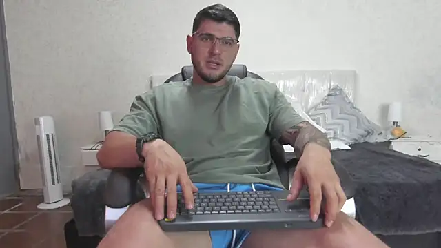 Teilor Creed online show from 03.07.25