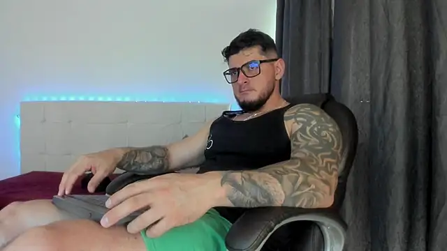 Teilor Creed online show from 02.21.26