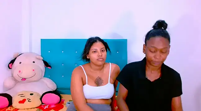 Snapshot of ladypussy69 chatting on 12.05.24 ladypussy69 online show from 12.05.24