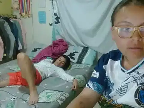 Snapshot of clayre_and_jill chatting on 03.11.25 clayre and jill online show from 03.11.25