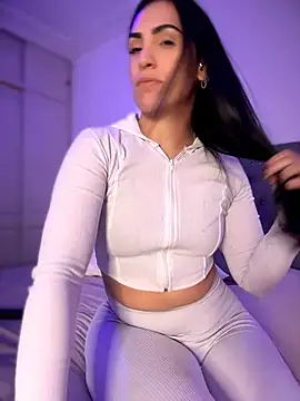 alessandra-a online show from 04.23.26