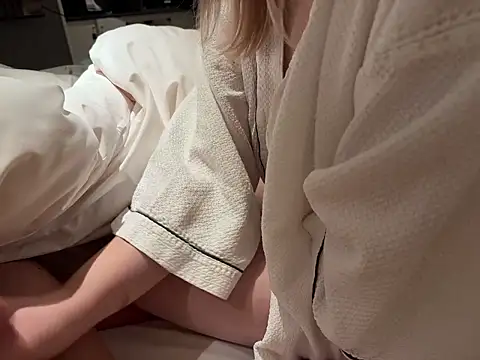 Snapshot of NANAchan_R chatting on 01.06.26 NANAchan R online show from 01.06.26