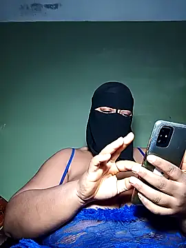 Snapshot of Loly_mor chatting on 01.02.25 Loly mor online show from 01.02.25