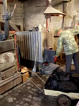 MityaXLoves online show from 10.19.25