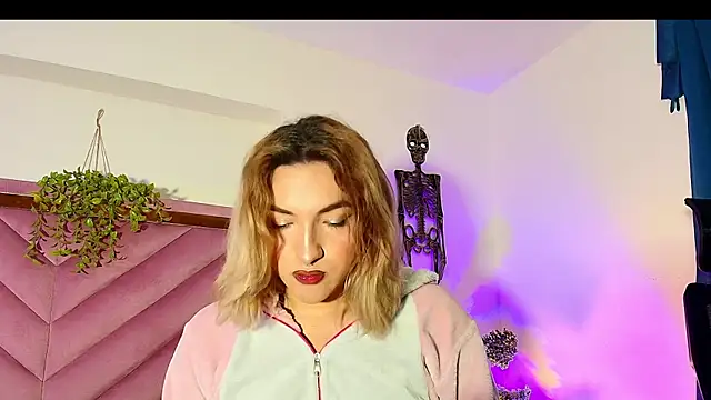 TomLondon  online show from 10.14.25