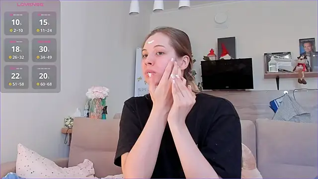 Girl alone home online show from 02.20.26