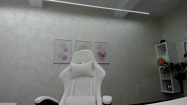 Snapshot of patriciakeys chatting on 01.07.25 patriciakeys online show from 01.07.25