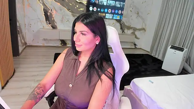 Snapshot of patriciakeys chatting on 07.18.26 patriciakeys online show from 07.18.26