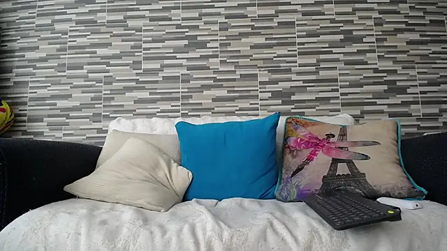 VioletaGomezCo online show from 11.12.25