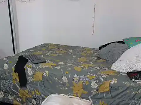 charlotte 077 online show from 03.04.25