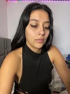 Snapshot of BrittanyDiaz chatting on 09.23.25 BrittanyDiaz online show from 09.23.25