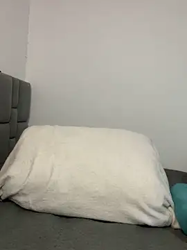 Snapshot of BrittanyDiaz chatting on 10.07.25 BrittanyDiaz online show from 10.07.25