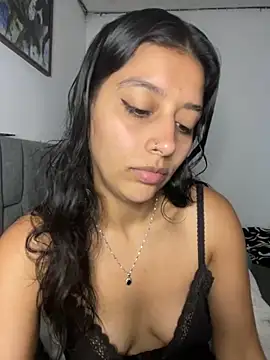 Snapshot of BrittanyDiaz chatting on 10.14.25 BrittanyDiaz online show from 10.14.25