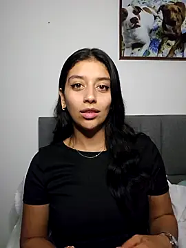 Snapshot of BrittanyDiaz chatting on 11.08.25 BrittanyDiaz online show from 11.08.25