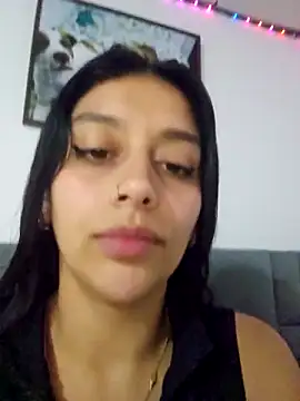 Snapshot of BrittanyDiaz chatting on 11.10.25 BrittanyDiaz online show from 11.10.25