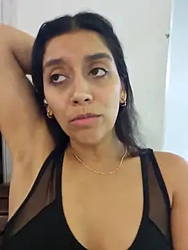 Snapshot of BrittanyDiaz chatting on 11.12.25 BrittanyDiaz online show from 11.12.25