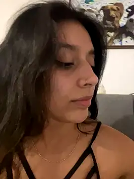 Snapshot of BrittanyDiaz chatting on 11.19.25 BrittanyDiaz online show from 11.19.25