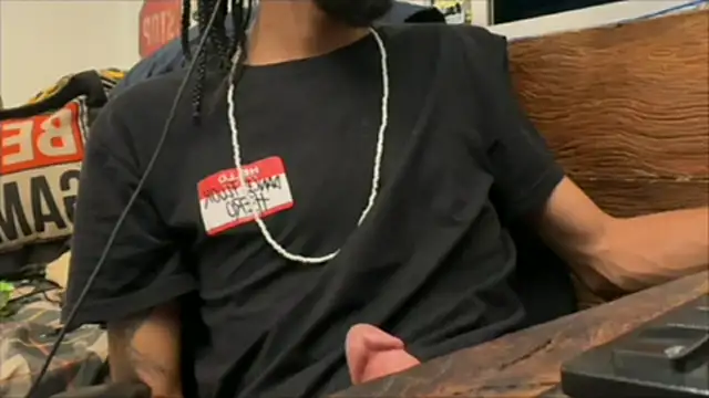 Snapshot of hotcamboy420 chatting on 01.18.25 hotcamboy420 online show from 01.18.25