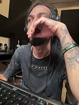 hotcamboy420 online show from 02.27.26