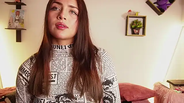 Sophy SmileSweet online show from 12.22.25