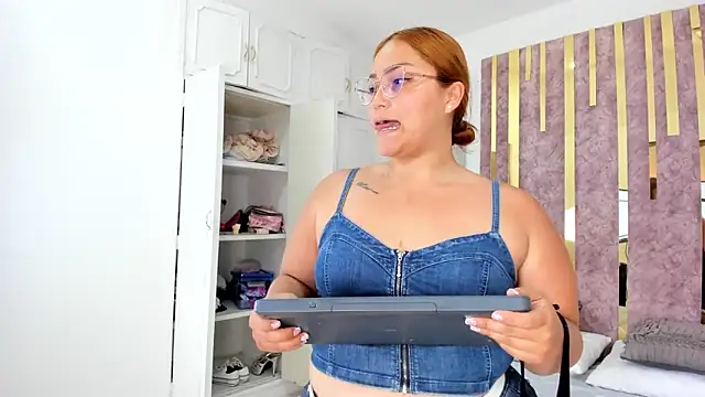 LeahxBarker online show from 03.01.25