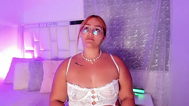 LeahxBarker online show from 12.16.25