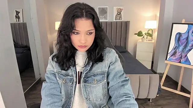 renee shelby  online show from 12.02.24