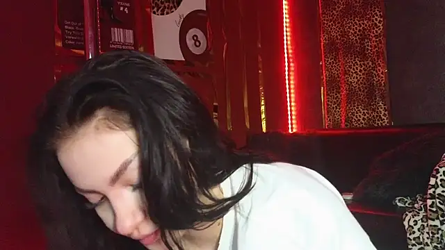 Snapshot of alissa4blonde chatting on 09.25.25 alissa4blonde online show from 09.25.25