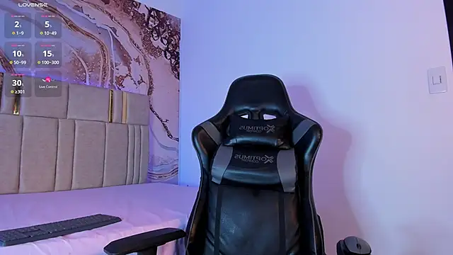 ChloeParkss  online show from 12.16.25