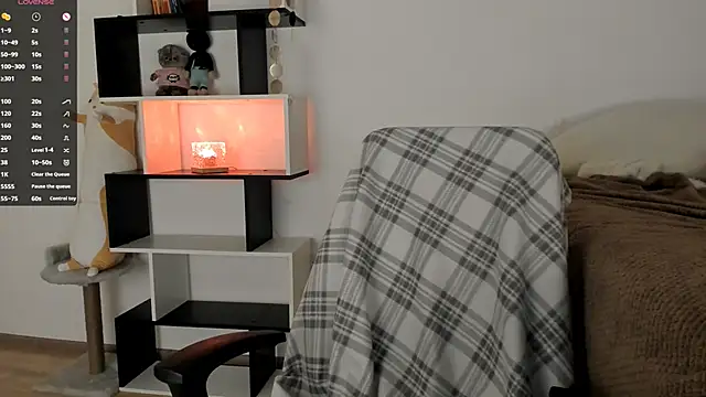 Snapshot of crystal_lilith chatting on 03.22.25 crystal lilith online show from 03.22.25