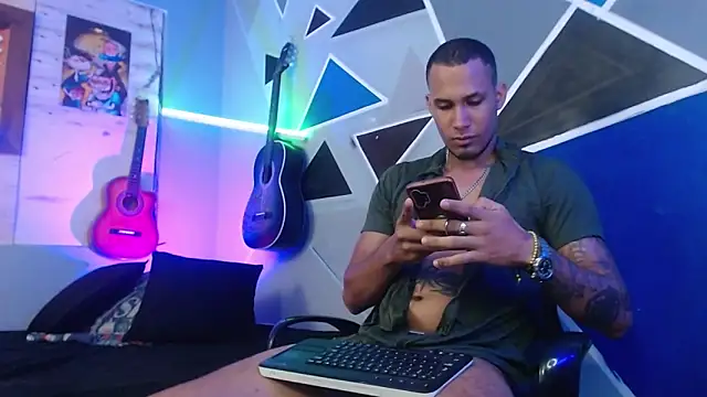 MagnusFrost online show from 10.14.25