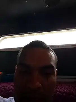 Snapshot of Houstonslong1 chatting on 12.04.24 Houstonslong1 online show from 12.04.24