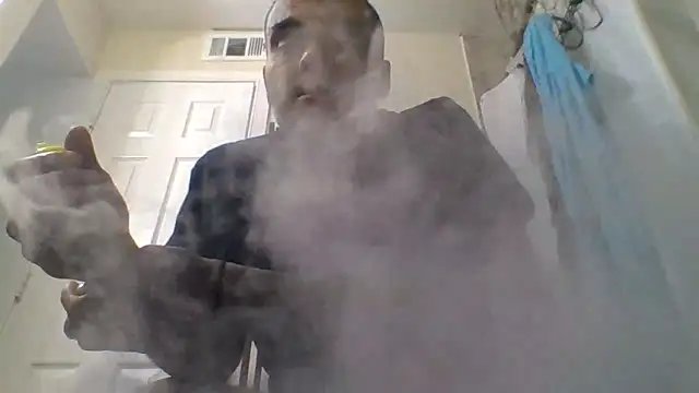 Snapshot of Houstonslong1 chatting on 12.18.24 Houstonslong1 online show from 12.18.24