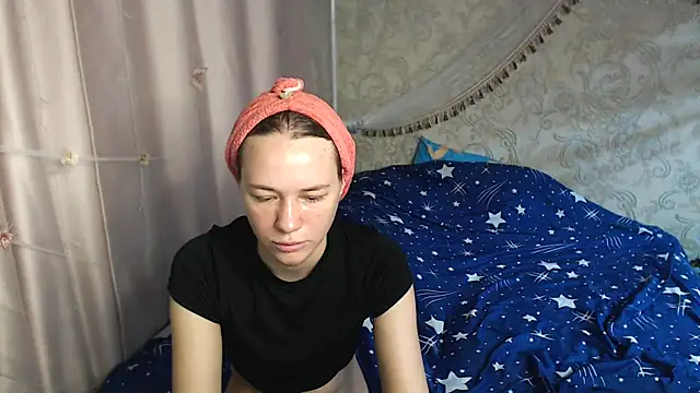Snapshot of leila_bambi_ chatting on 07.26.26 leila bambi online show from 07.26.26