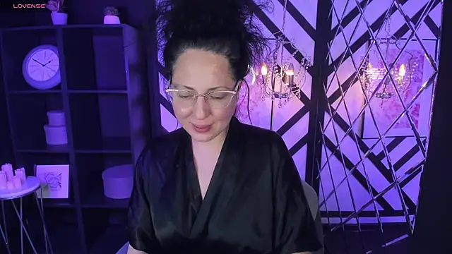 Anita Muse online show from 01.11.25