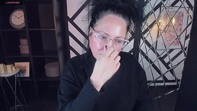 Anita Muse online show from 01.17.25